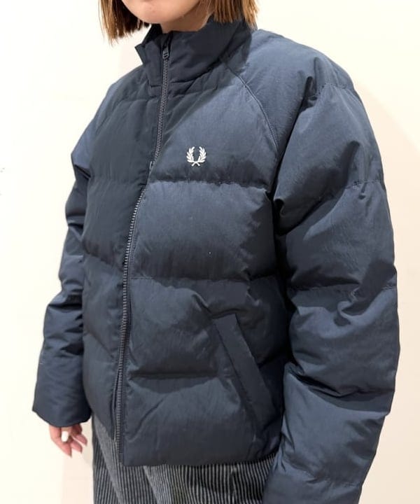 松本 佳菜子さんの「BEAMS WOMEN｜FRED PERRY / パデッド ジャケット」を使ったコーディネート