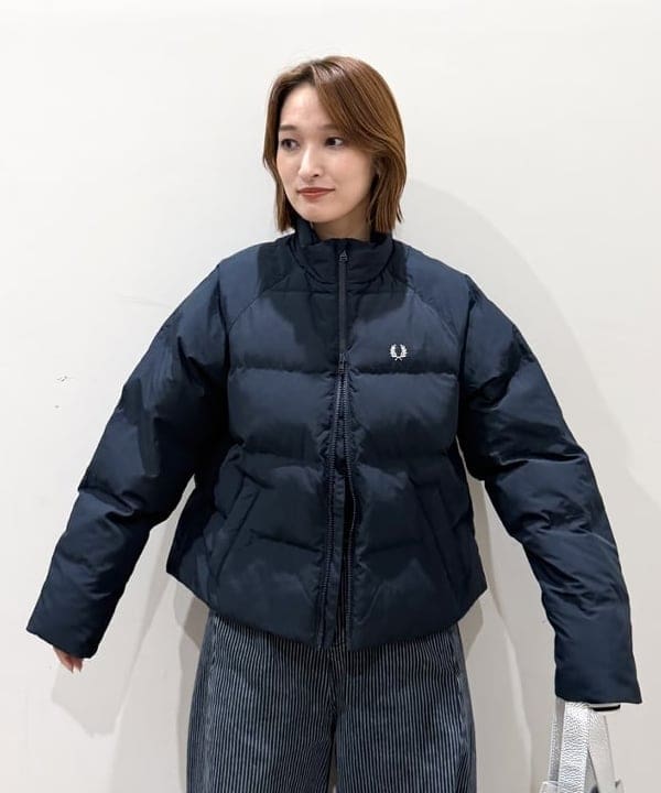 松本 佳菜子さんの「BEAMS WOMEN｜FRED PERRY / パデッド ジャケット」を使ったコーディネート