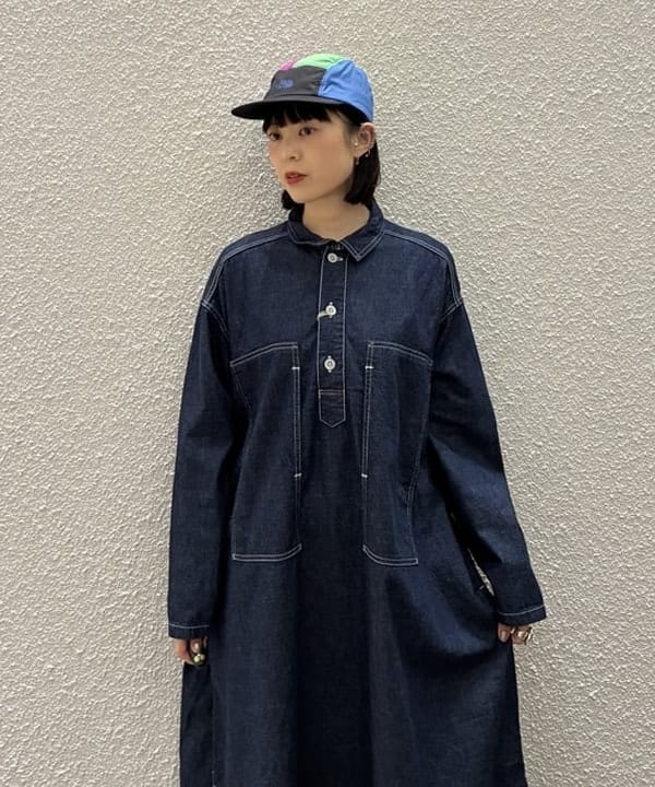 りかちょび/岸本梨佳さんの「BEAMS WOMEN｜orSlow / PULLOVER DENIM DRESS」を使ったコーディネート