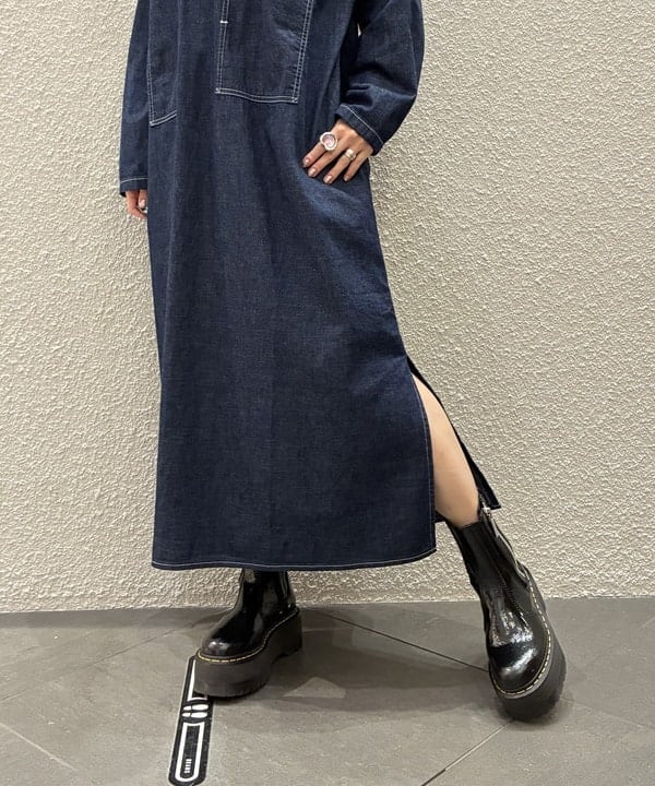 りかちょび/岸本梨佳さんの「BEAMS WOMEN｜orSlow / PULLOVER DENIM DRESS」を使ったコーディネート