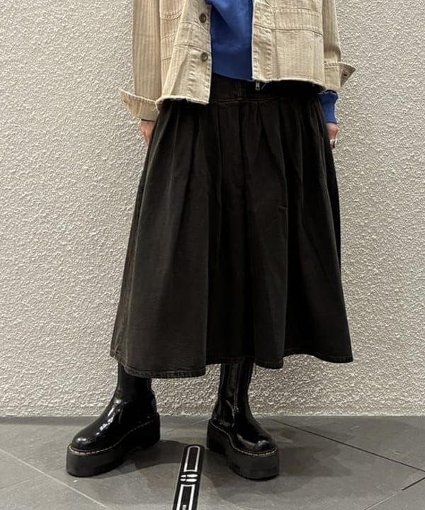 りかちょび/岸本梨佳さんの「BEAMS WOMEN｜【別注】BRIEFING / ヘルメット バッグ」を使ったコーディネート