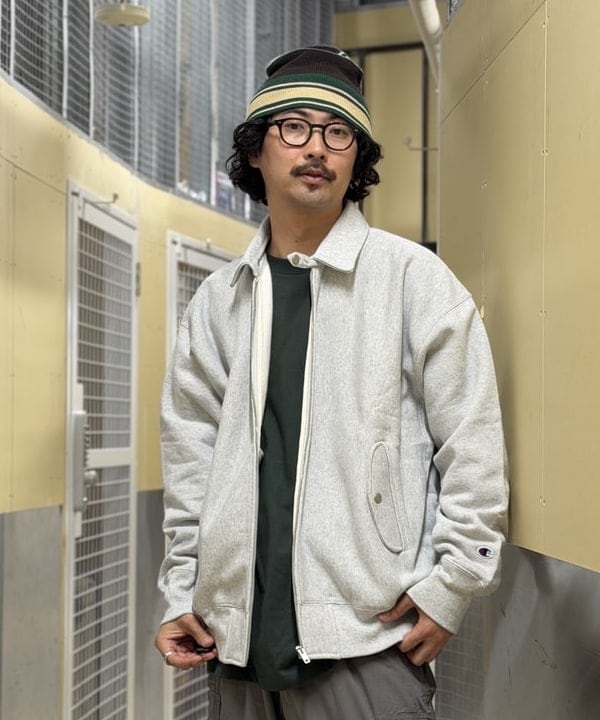 BAKU(東江 漠)さんの「BEAMS WOMEN｜【別注】Champion / リバースウィーブ（R）ジップアップ ブルゾン」を使ったコーディネート