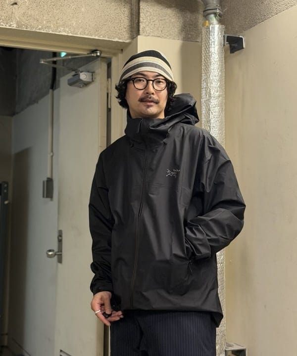 BAKU(東江 漠)さんの「BEAMS WOMEN｜ARC&rsquo;TERYX / Beta SL Jacket」を使ったコーディネート