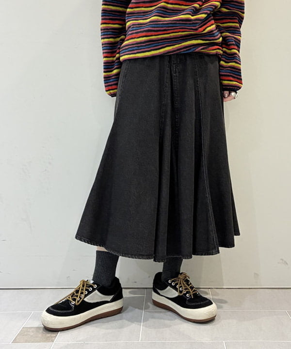 りかちょび/岸本梨佳さんの「BEAMS WOMEN｜BEAMS｜ARC&rsquo;TERYX / MANTIS 16 BACKPACK」を使ったコーディネート