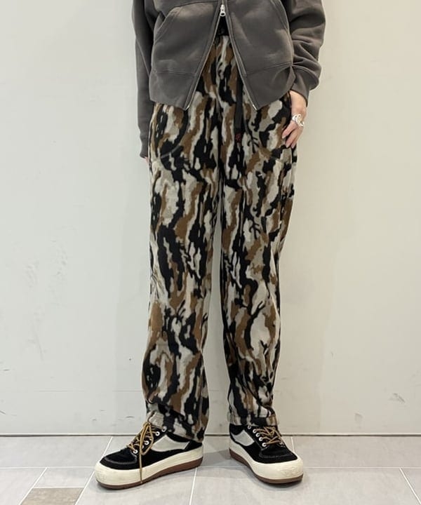 りかちょび/岸本梨佳さんの「BEAMS WOMEN｜【別注】HEAR MY NAME &times; maturely / プリント ジップ フーディー」を使ったコーディネート