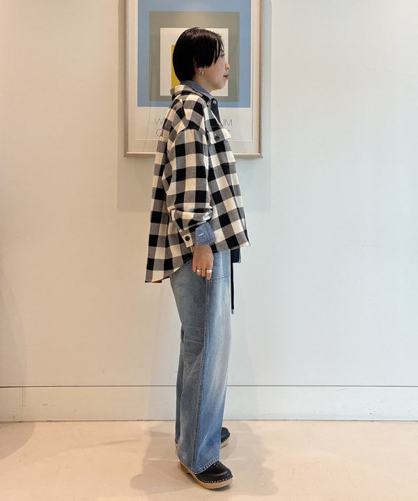 ミナミマリコさんの「BEAMS WOMEN｜ベーシック 段リブ シャギーソックス」を使ったコーディネート