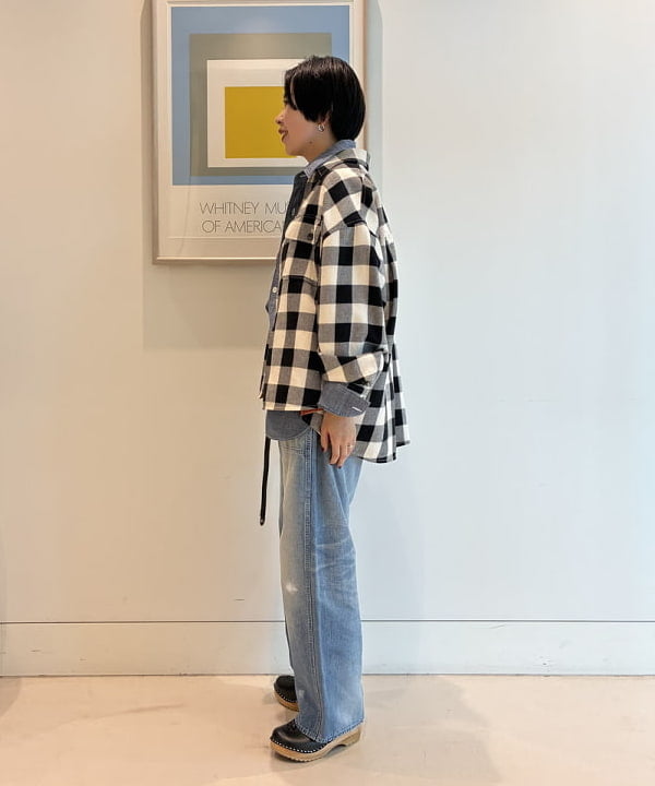 ミナミマリコさんの「BEAMS WOMEN｜ベーシック 段リブ シャギーソックス」を使ったコーディネート