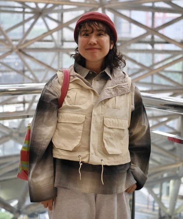 イガラシさんの「BEAMS WOMEN｜ビッグ チェック スモック」を使ったコーディネート