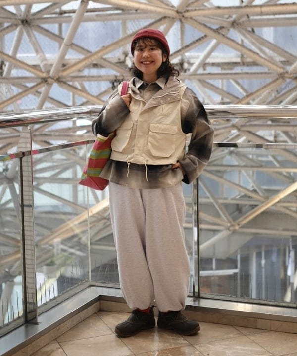 イガラシさんの「BEAMS WOMEN｜ビッグ チェック スモック」を使ったコーディネート