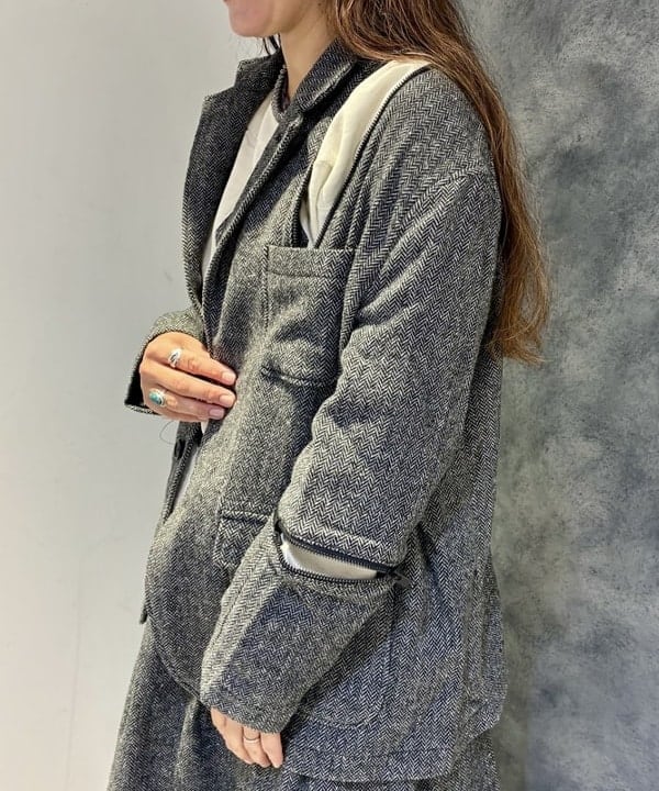 サイトウ　トモミさんの「BEAMS WOMEN｜EG_zip_HB_SK_SP」を使ったコーディネート