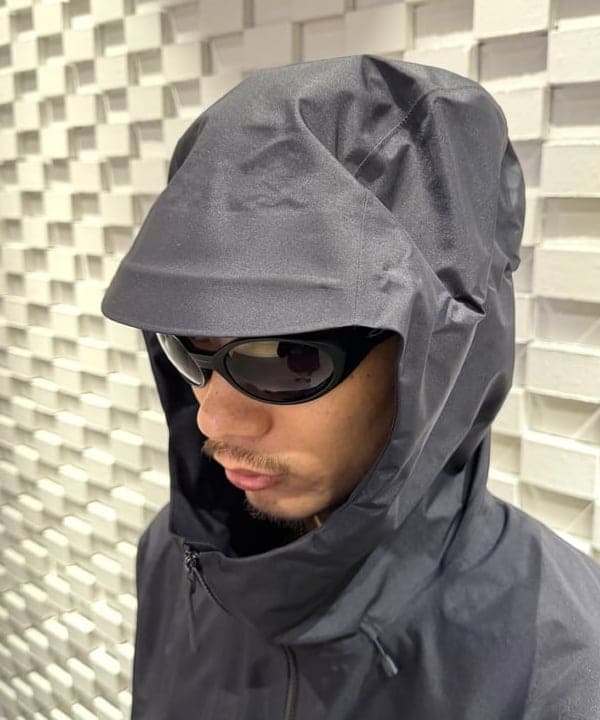 三宅 雄平さんの「BEAMS WOMEN｜ARC&rsquo;TERYX / Beta SL Jacket」を使ったコーディネート