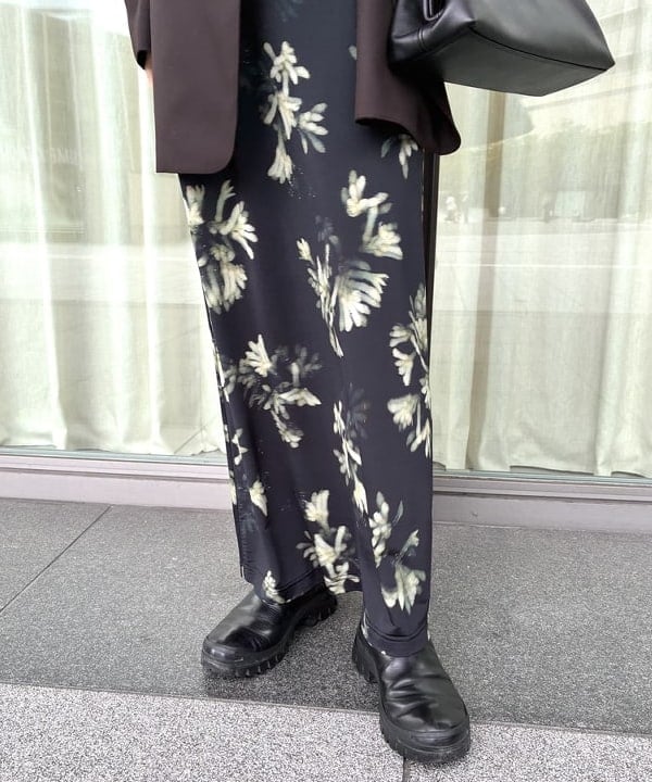 蒲原 捺美さんの「BEAMS WOMEN｜ラペルレス オーバー ジャケット」を使ったコーディネート