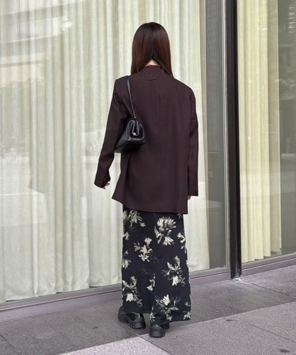 蒲原 捺美さんの「BEAMS WOMEN｜ラペルレス オーバー ジャケット」を使ったコーディネート