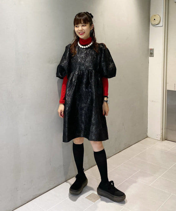 りかちょび/岸本梨佳さんの「」を使ったコーディネート