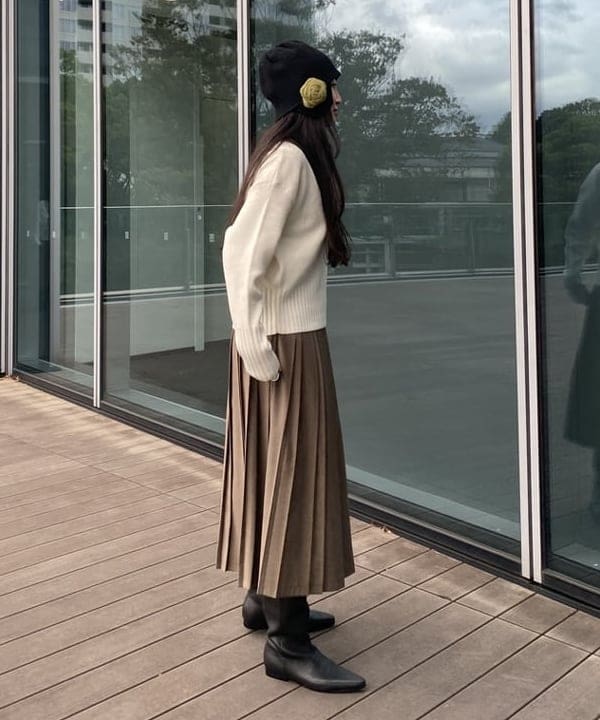 ayaさんの「BEAMS WOMEN｜チェック プリーツ ミディ スカート」を使ったコーディネート