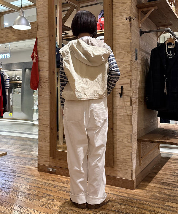 クロサワさんの「BEAMS WOMEN｜【別注】LACOSTE for BEAMS BOY / マルチ ボーダー Tシャツ」を使ったコーディネート