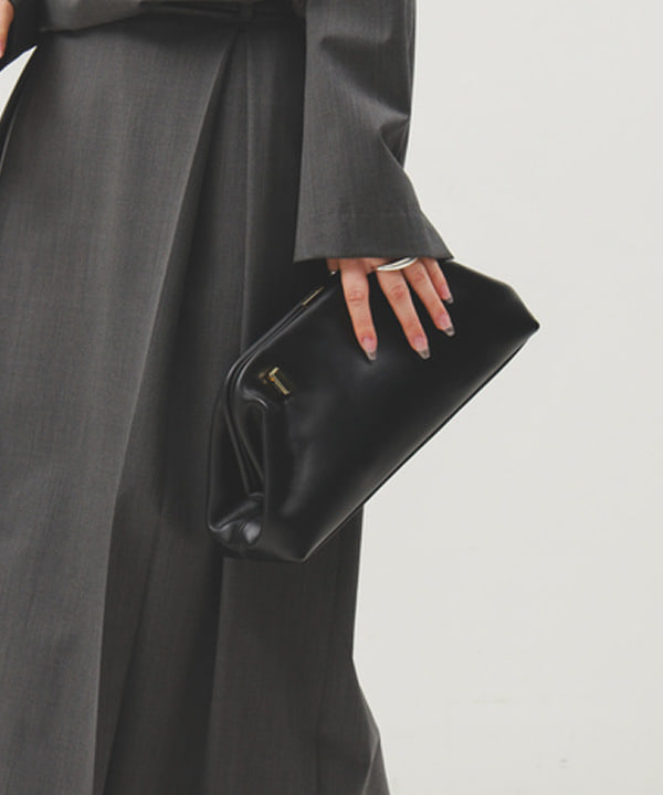 NATSUKIさんの「BEAMS WOMEN｜シンプリシティ ブラウス .M」を使ったコーディネート