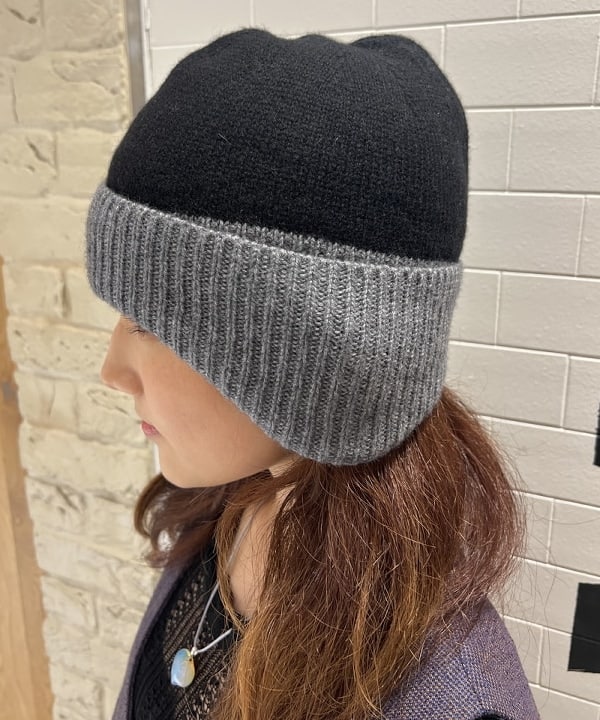チナさんの「BEAMS WOMEN｜ツイード ZIP ノースリーブ ミニ ワンピース」を使ったコーディネート