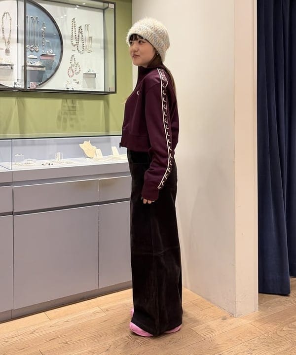 ヒスイさんの「BEAMS WOMEN｜フロッキー デニム ワイドパンツ」を使ったコーディネート