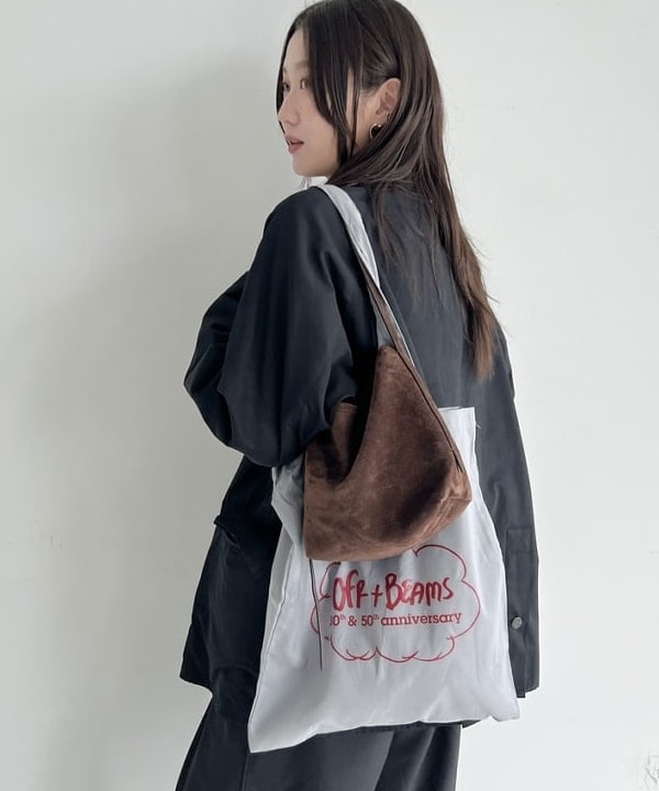 隈元 楓さんの「BEAMS WOMEN｜【別注】Barbour &times; Demi-Luxe BEAMS / BEDALE ジャケット」を使ったコーディネート