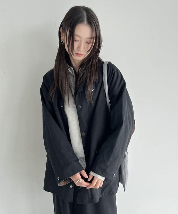 隈元 楓さんの「BEAMS WOMEN｜【別注】Barbour &times; Demi-Luxe BEAMS / BEDALE ジャケット」を使ったコーディネート