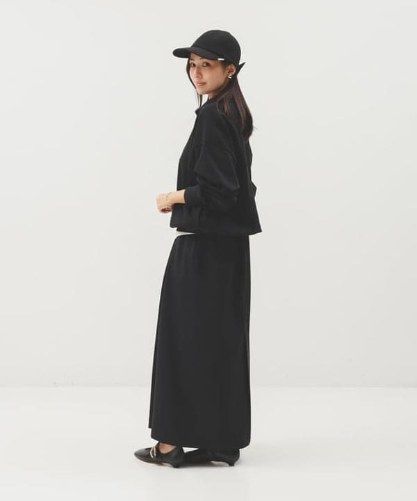 茂野 真楓さんの「BEAMS WOMEN｜ハーフジップ 裏毛 プルオーバー」を使ったコーディネート