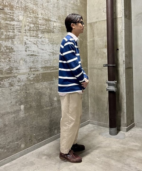 山下 勝利さんの「BEAMS WOMEN｜BEAMS PLUS｜2 Pleats Tapered Twill｜メンズ  チノパン｜オールシーズン」を使ったコーディネート