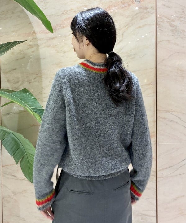 中丸　栞さんの「BEAMS WOMEN｜マニッシュ Iライン スカート .M」を使ったコーディネート