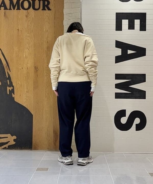 つぼさんの「BEAMS WOMEN｜ダメージ スウェット プルオーバー」を使ったコーディネート