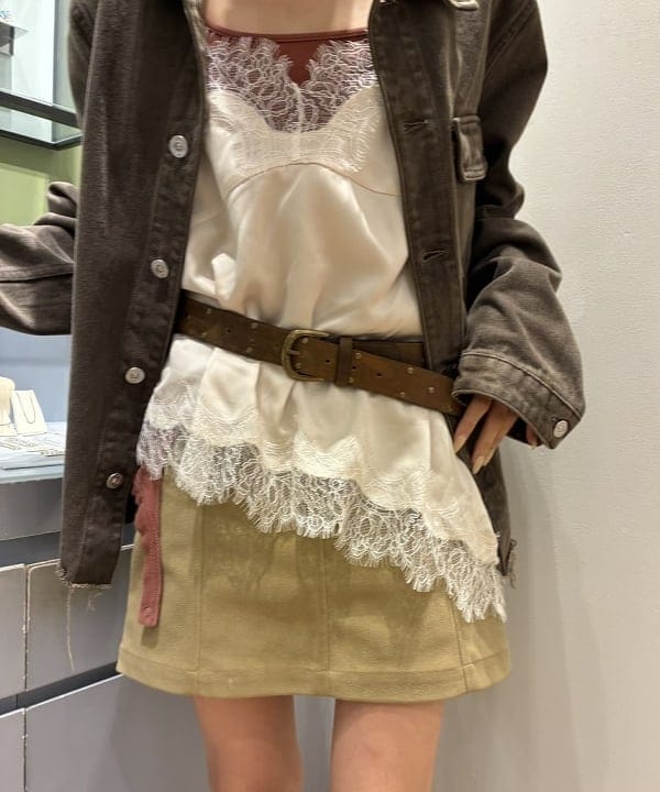 れいなさんの「BEAMS WOMEN｜フェイク スエード ミニ スカート」を使ったコーディネート