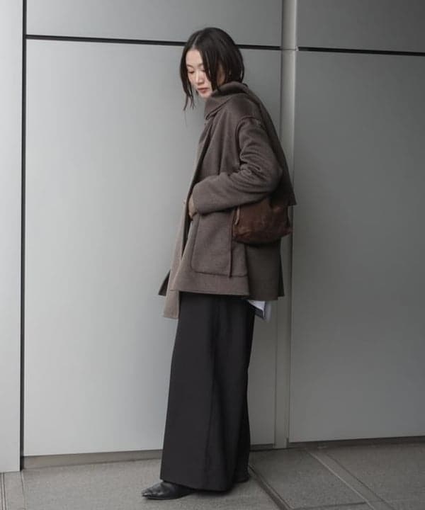 隈元 楓さんの「BEAMS WOMEN｜ポプリン 2タックパンツ」を使ったコーディネート
