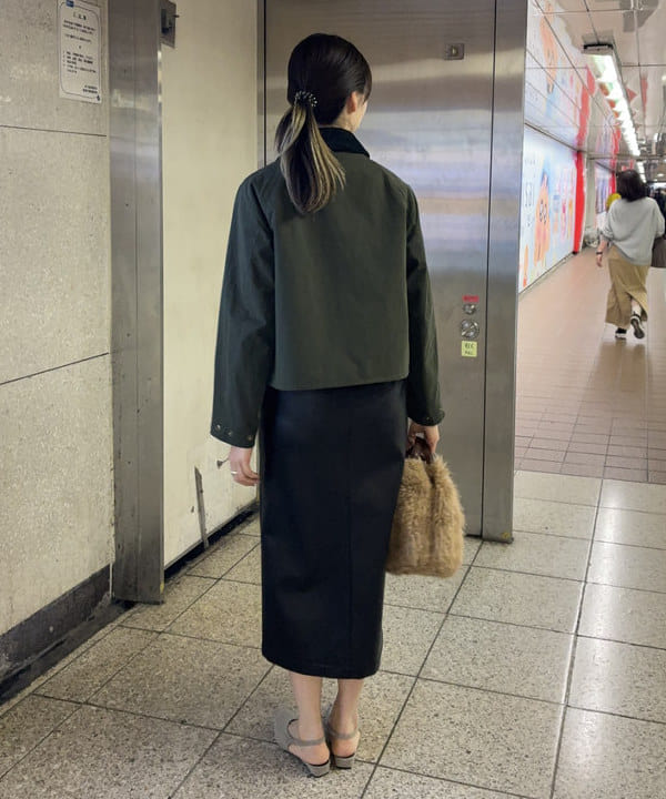 中平 あみさんの「BEAMS WOMEN｜【別注】Barbour / SPEY ジャケット」を使ったコーディネート