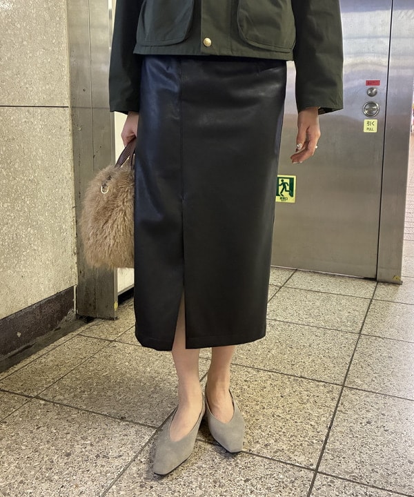 中平 あみさんの「BEAMS WOMEN｜【別注】Barbour / SPEY ジャケット」を使ったコーディネート