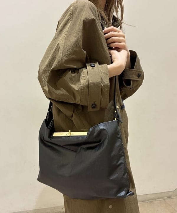 CHIHIROさんの「BEAMS WOMEN｜AK+1 / タスラン オーバーコート」を使ったコーディネート