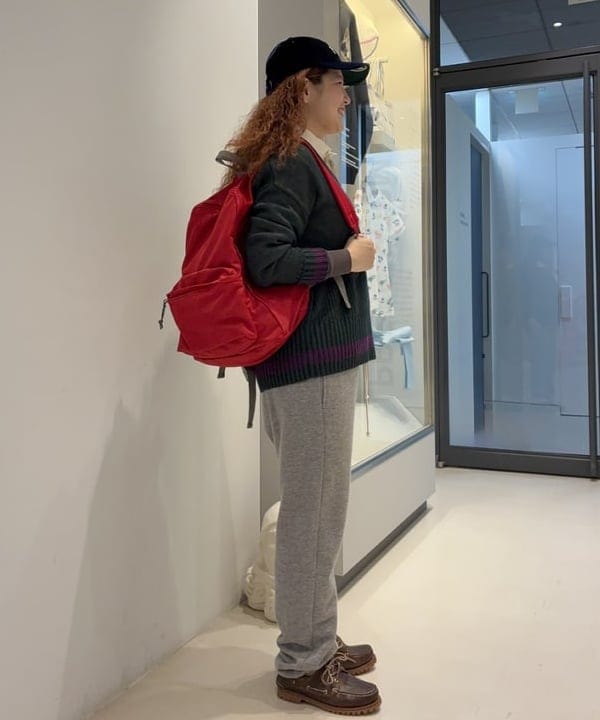 エノモト アミさんの「BEAMS WOMEN｜スウェット パンツ」を使ったコーディネート