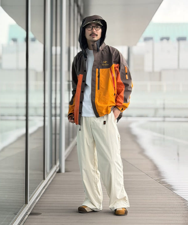 BAKU(東江 漠)さんの「BEAMS WOMEN｜BMSロゴ ロングスリーブ Tシャツ」を使ったコーディネート
