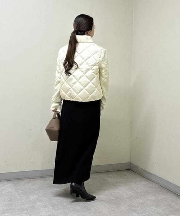 関 桂子さんの「BEAMS WOMEN｜ボートネック レディ ニット .M」を使ったコーディネート