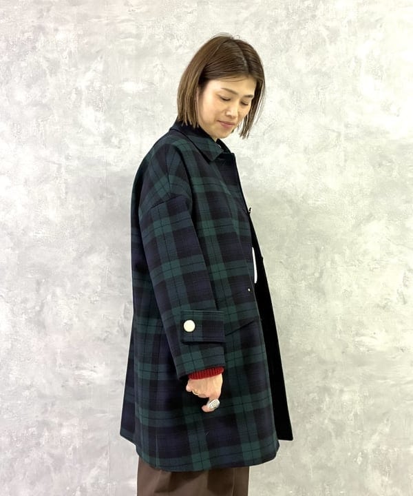 岩沢 珠代さんの「BEAMS WOMEN｜MACKINTOSH / NEW HUMBIE ブラックウォッチ コート」を使ったコーディネート