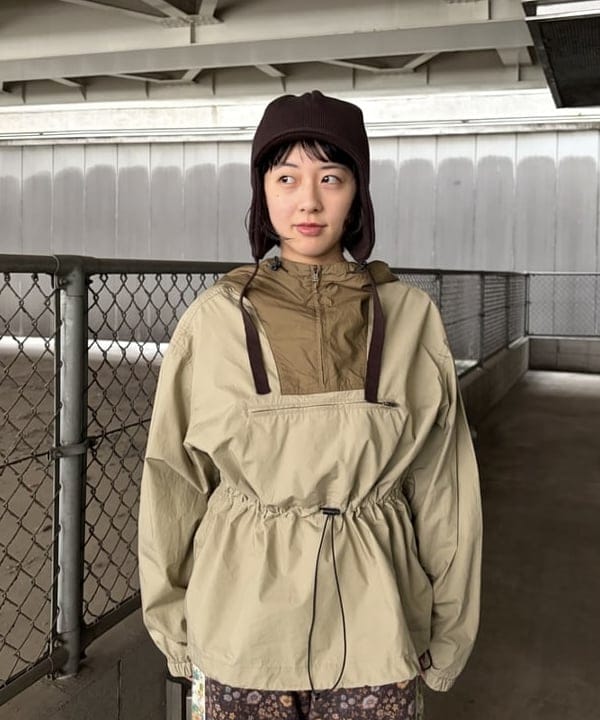 晶さんの「BEAMS WOMEN｜ツートーン アノラック」を使ったコーディネート