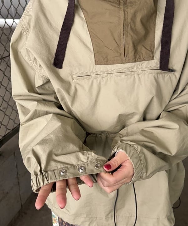晶さんの「BEAMS WOMEN｜ツートーン アノラック」を使ったコーディネート