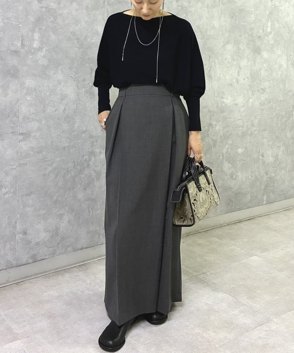 越智 里美さんの「BEAMS WOMEN｜ボートネック レディ ニット .M」を使ったコーディネート