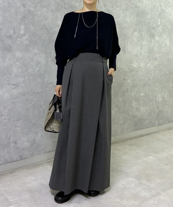 越智 里美さんの「BEAMS WOMEN｜ボートネック レディ ニット .M」を使ったコーディネート