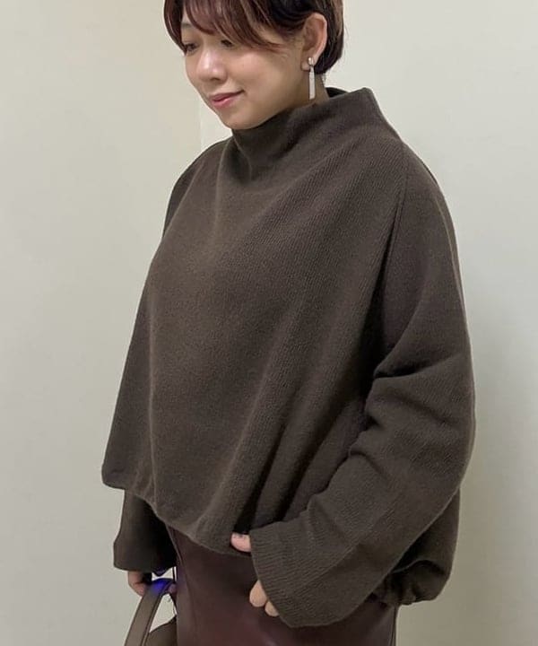 塚越 有紀さんの「BEAMS WOMEN｜VSC_NOAmini_mini」を使ったコーディネート