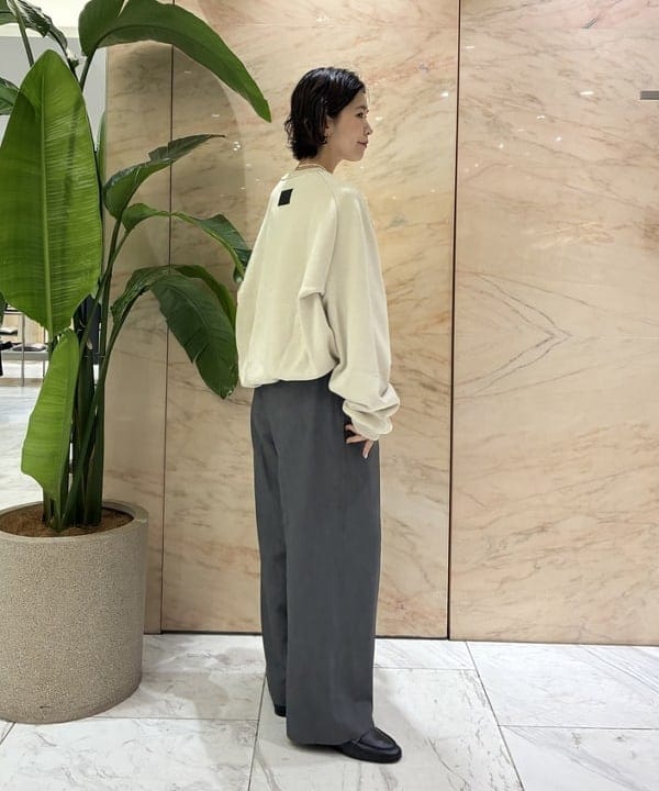 AONO SHIKAMAさんの「BEAMS WOMEN｜CAMINANDO / フラット コイン ローファー」を使ったコーディネート