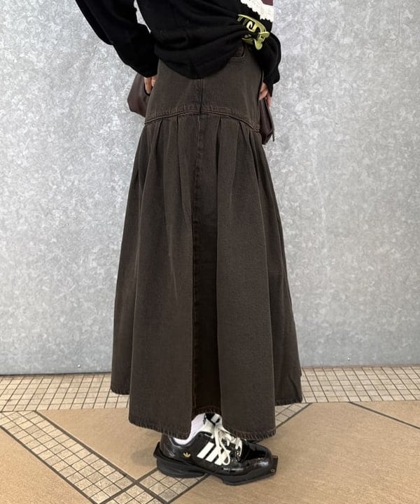 うららさんの「BEAMS WOMEN｜フェイクファー ティペット 2026」を使ったコーディネート
