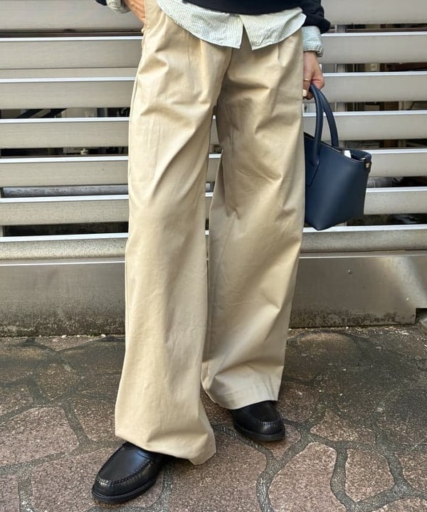 イナダさんの「BEAMS WOMEN｜ハーフジップ 裏毛 プルオーバー」を使ったコーディネート
