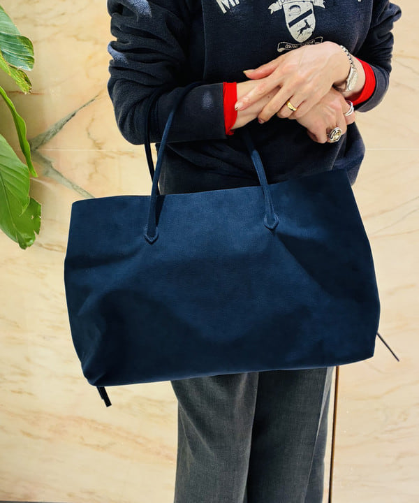 岩沢 珠代さんの「BEAMS WOMEN｜MAAI / Logo Sweat」を使ったコーディネート
