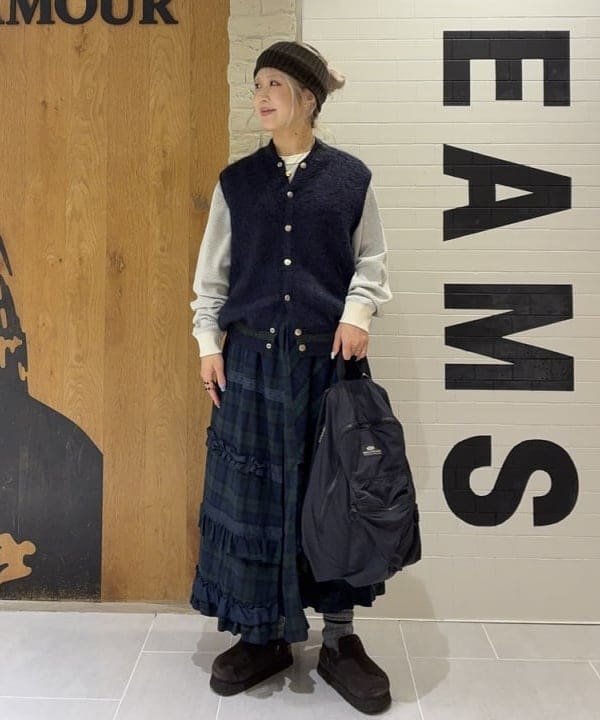 ando naoさんの「BEAMS WOMEN｜【別注】TORI-TO &times; BEAMS BOY / チェック フリル ロング スカート」を使ったコーディネート