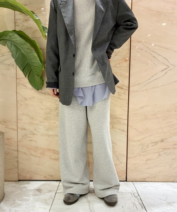 中丸　栞さんの「BEAMS WOMEN｜Sweat Pants」を使ったコーディネート