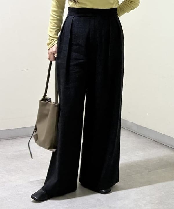 関 桂子さんの「BEAMS WOMEN｜PUNTI. / SHADE 3way バッグ」を使ったコーディネート